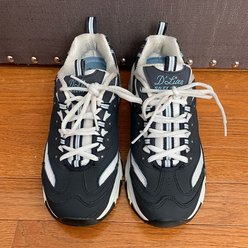 Sketchers D’Lites Sneakers